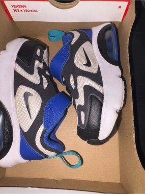 Nike Air Max 200